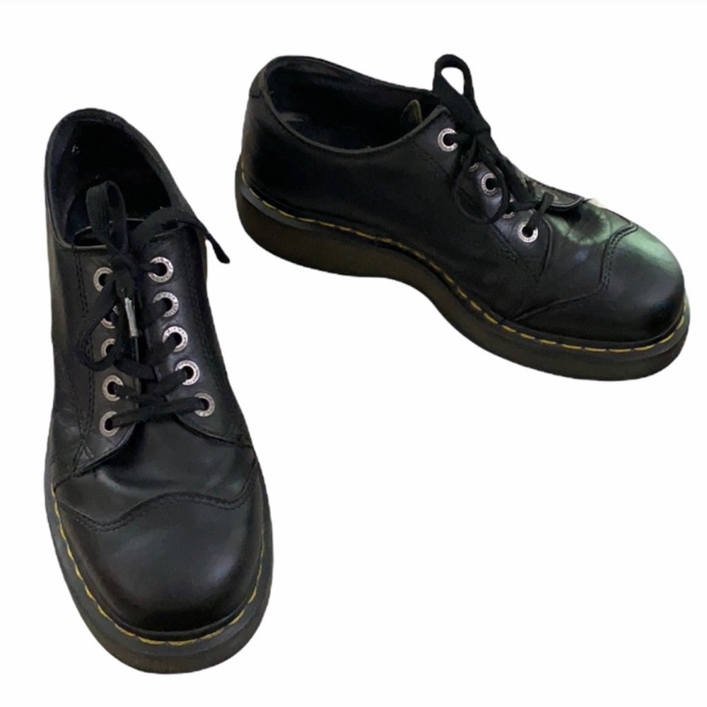 Dr Martens low top chunky Oxford lace up shoe 10